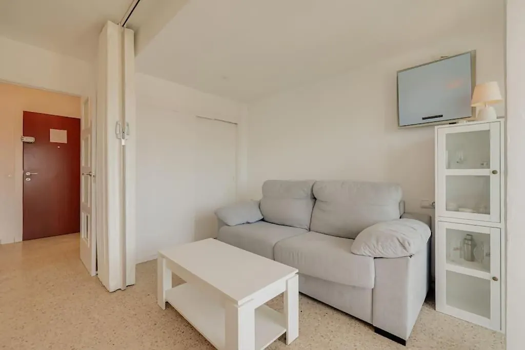 Apartamentos Mediterrani Blanes 0*,  Spain