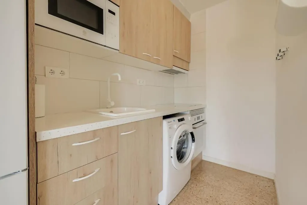 Apartamentos Mediterrani Blanes 0*,  Spain